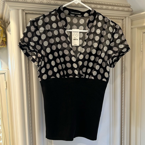 Express Top - Picture 1 of 4